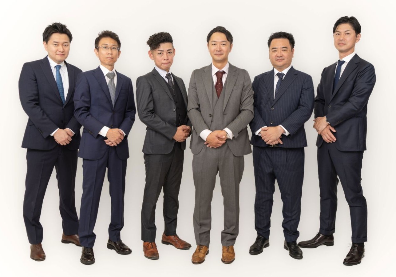 株式会社ieyasu 取締役・メンバー集合写真